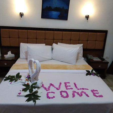 Dolphin Hotel El Qoseir ภายนอก รูปภาพ