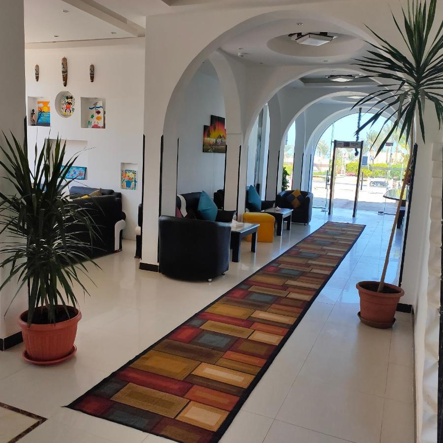 Dolphin Hotel El Qoseir ภายนอก รูปภาพ